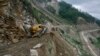 Satu Tewas, Tujuh Hilang dalam Insiden Tanah Longsor di Jalan Tol China 