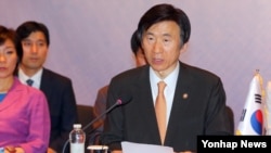 윤병세 한국 외교부 장관이 29일 서울 장충동 신라호텔에서 열린 제4차 한-메콩 외교장관회의 에서 개막 연설을 하고 있다.