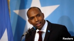 FILE - Somalia's Prime Minister Hassan ali-Khaire addresses lawmakers during a parliament session in Mogadishu, March 1, 2017.