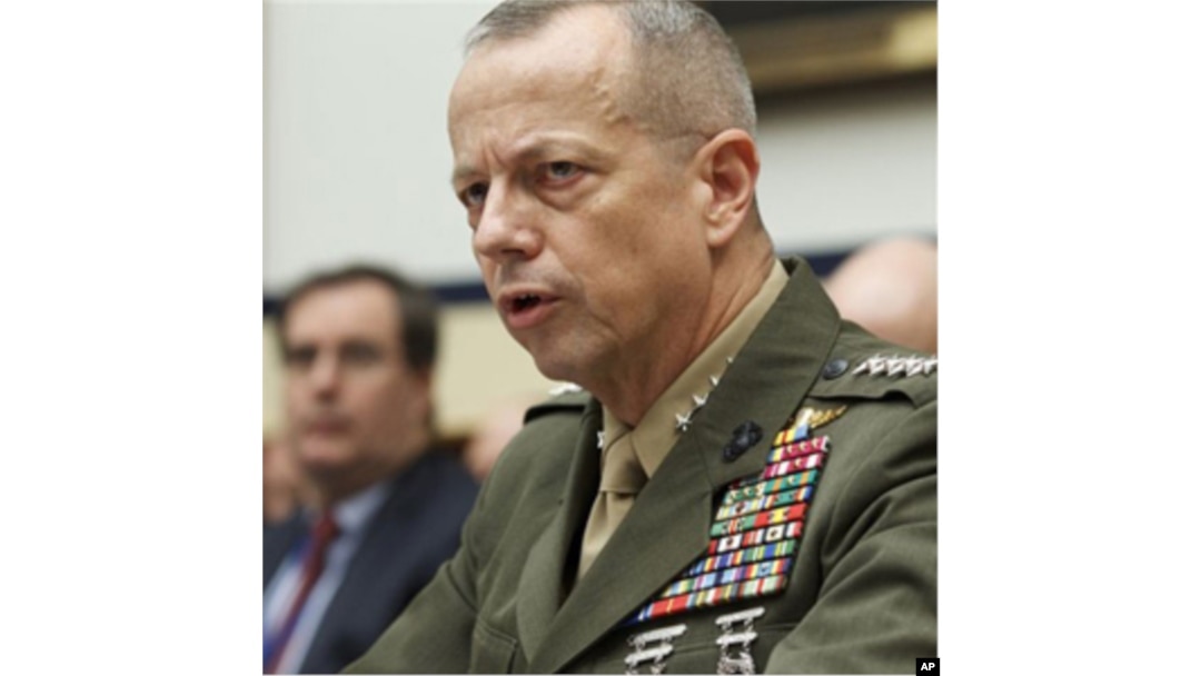 General Jon Allen Afg'onistondagi vaziyat bo'yicha Kongressga hisobot bermoqda.