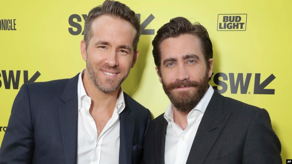 Ryan Reynolds and Jake Gyllenhaal. Photo credit: Variety
