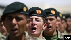 Աֆղանստանի ազգային բանակի նորակոչիկներ