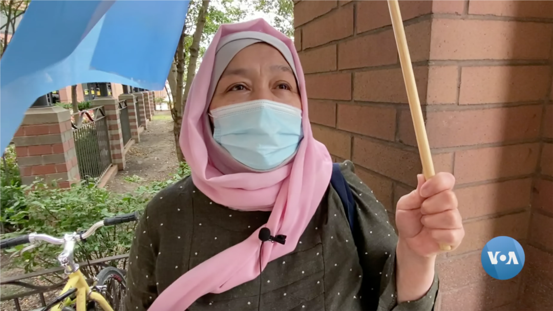 Gulnora, Nyu-Yorkdagi uyg’urlar jamiyati a’zosi