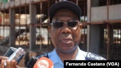 Comandante Geral da Polícia Nacional de Angola Ambrósio de Lemos