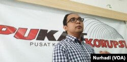 Direktur Advokasi Pusat Kajian Antikorupsi (Pukat) UGM, Oce Madril. (Foto:VOA/ Nurhadi)