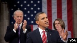"Los puestos de trabajo deben ser nuestro principal foco en 2010", dijo el presidente durante su discurso.