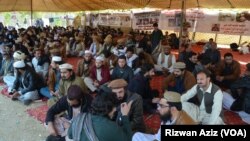 قبائلی علاقوں سے تعلق رکھنے والے افراد اپنے مطالبات کے حق میں اسلام آباد میں دھرنا دیا تھا۔ مئی 2018