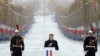 MACRON: Stari demoni se ponovo dižu