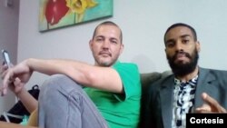 À esquerda, Daniel Sarchiolo e Pastor Mavioli, responsáveis pela organização Mobilize Já