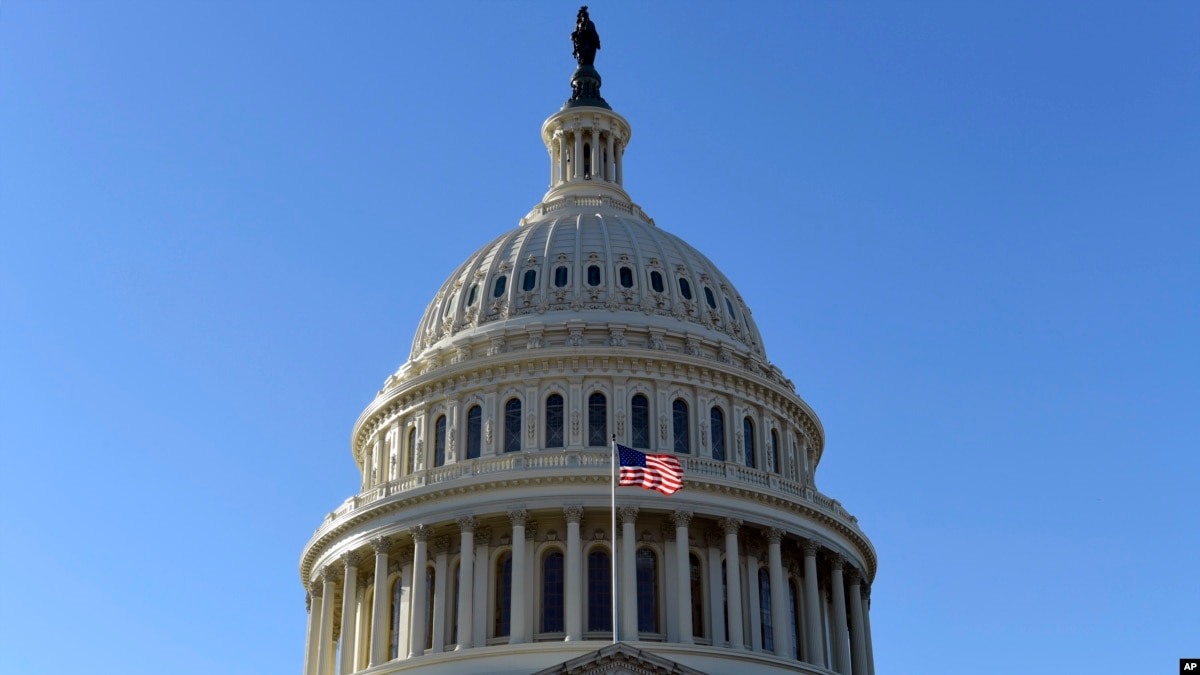 Смотреть Минфин США ввел новые санкции против трех россиян и нескольких компаний видео Смотреть Минфин США ввел новые санкции против трех россиян и нескольких компаний видео