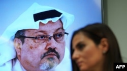 Affiche à l'effigie du journaliste saoudien Jamal Khashoggi, le 18 octobre 2018.