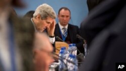 John Kerry está preocupado que un reporte sobre tortura pueda poner en peligro la vida de rehenes estadounidenses.