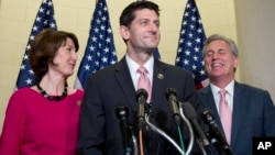 Representative Paul Ryan, Republican-Wisconsin, flanked by Representative Cathy McMorris Rodgers, Republican-Washington, left, and House Majority Leader Kevin McCarthy of California, after his nomination Wednesday as House speaker. 