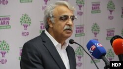 Halkların Demokratik Partisi (HDP) Eş Genel Başkanı Mithat Sancar