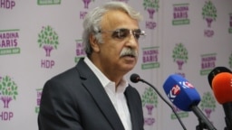 Halkların Demokratik Partisi (HDP) Eş Genel Başkanı Mithat Sancar