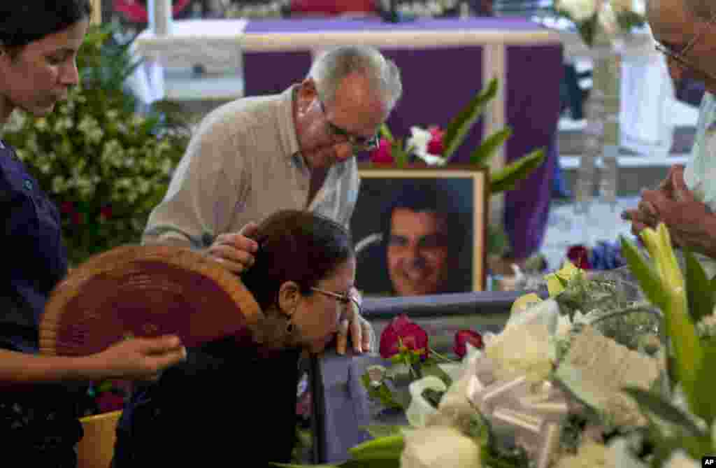  Ofelia Acevedo asegur&oacute; la continuaidad del Movimiento Cristiano Liberaci&oacute;n, pese a la muerte de su marido. 