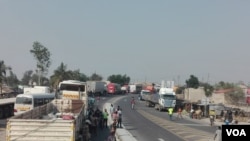 Moçambique, congestionamento pos-ataque em Inchope (Manica)