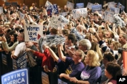 Une vue de l'assistance à Penn State University, en Pennsylvanie, où le vice-président Joe Biden prenait part à un rassemblement politique