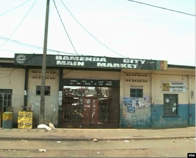 Bamenda market remains closed, Bamenda, Feb. 6, 2019. (E. Kindzeka/VOA)