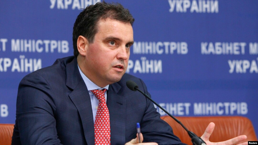 Ukraine's Economy Minister Aivaras Abromavicius speaks during a news conference in Kyiv, Dec.10, 2014. He resigned earlier this month.
