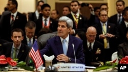U.S. Secretary of State John Kerry attends the East Asia Summit Foreign Ministers' Meeting in Kuala Lumpur, Malaysia, August 6, 2015.