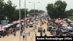 Vue de la ville de N’Djamena capitale du Tchad après 59 ans d’indépendance, N’Djamena, Tchad, le 11 août 2019. (VOA/André Kodmadjingar)