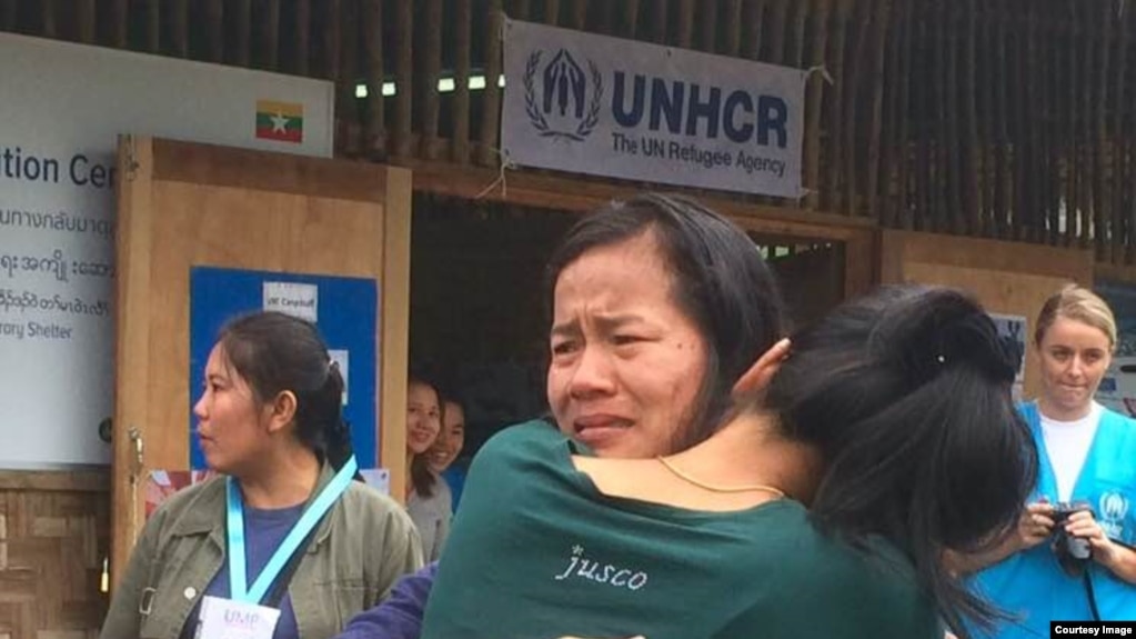 ထိုင္း-ျမန္မာနယ္စပ္က ကရင္နဲ႔ ကရင္နီဒုကၡသည္စခန္း ၅ခုက ဒုကၡသည္ ၇၀ေက်ာ္ေနရပ္ျပန္ (Oway Oway)