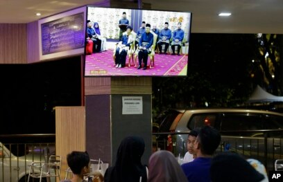 Malaysia S New Government Survives Tough First Year