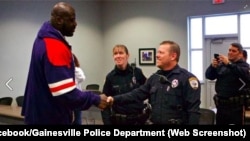 Shaquille O'Neal Meets Gainesville Police Department