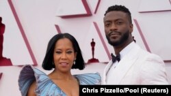 Regina King started Oscars 2021 ceremony.