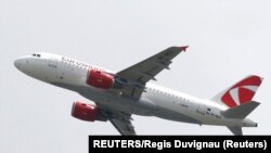 France, Toulouse, A Eurowings Airbus A319 commercial passenger