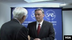 Predsjednik SDP Zlatko Lagumdžija prilikom razgovora sa reporterom Glasa Amerike