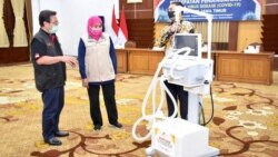 Ventilator menjadi salah satu alat bantu pasien corona yang dalam kondisi berat hingga kitis (foto Humas Pemprov Jawa Timur)