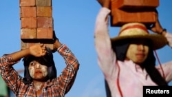 ဆောက်လုပ်ရေးလုပ်ငန်းခွင်မှ အမျိုးသမီးများ (နိုဝင်ဘာ ၁၁ ရက်နေ့၊ ၂၀၁၄)