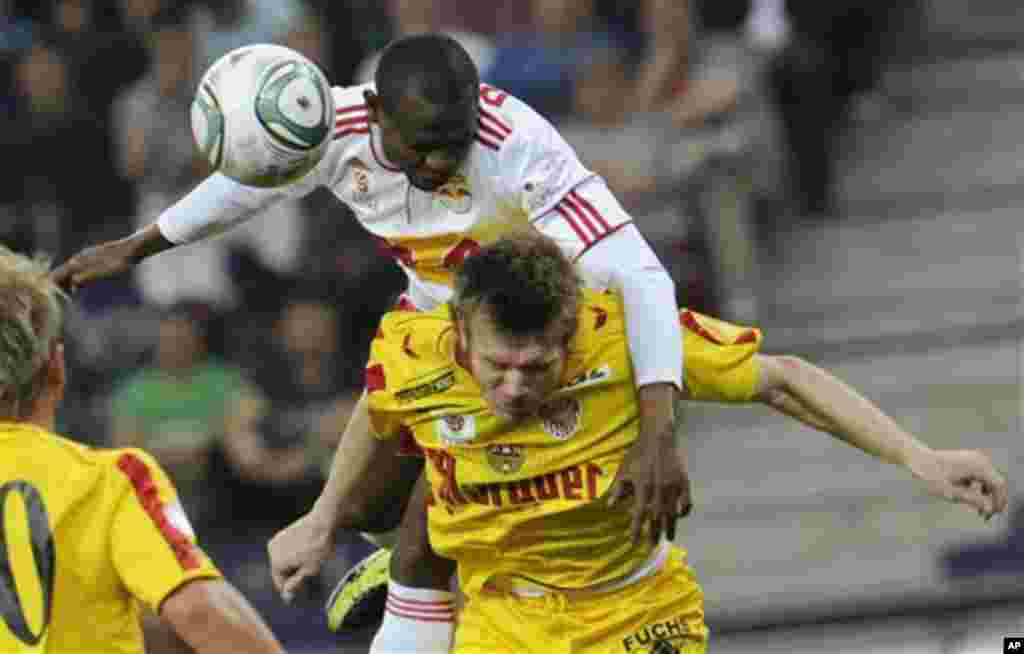 Red Bull Salzburg - KSV Superfund, Bullen-Arena, Salzburg: Salzburgs Rabiu Afolabi (Nigeria)