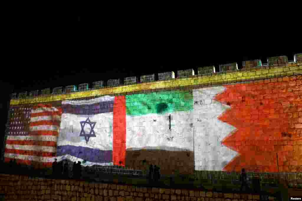متحدہ عرب امارات اور بحرین کے علاوہ چند روز قبل مسلم اکثریتی ملک کوسوو نے بھی اسرائیل کے ساتھ سفارتی تعلقات قائم کر لیے تھے۔ ان ممالک سے قبل اُردن اور مصر نے ہی اسرائیل کو تسلیم کیا تھا۔