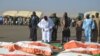 Le président Mahamadou Issoufou s'incline devant les dépouilles des militaires nigériens d'Inates