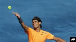 Rafael Nadal kandas dalam babak 16 besar di Madrid Terbuka setelah kalah dari Fernando Verdasco (10/5).