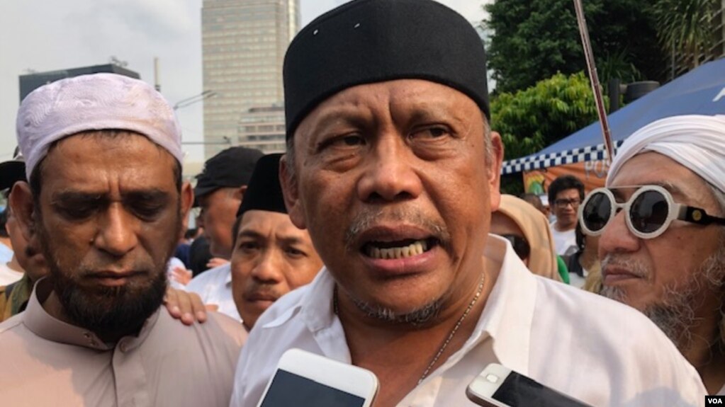 Hasil gambar untuk eggi sudjana