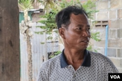 Chhaom Chanthy, who lives in Treuy Koh village, says he is wary of talking about Cambodian politics, Kampot province, Cambodia, February 14, 2019. (Sun Narin/ VOA Khmer)