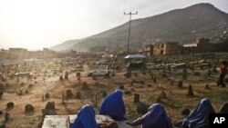 کشف سه گور دسته جمعی در ایالت سرپل در افغانستان