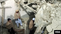 Serangan udara NATO yang menghantam perumahan penduduk sipil Afghanistan di propinsi Nangarhar, 21 Februari 2011.