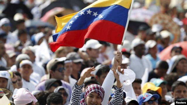 Estados Unidos felicita al pueblo ecuatoriano por el 206 aniversario de independencia el 10 de agosto.