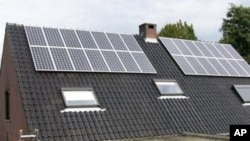 中国清洁能源企业为欧洲客户制造的太阳能屋顶电站