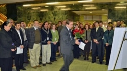 VOA Director David Ensor and colleagues of slain journalist Mukarram Khan Aatif at Friday's tribute.