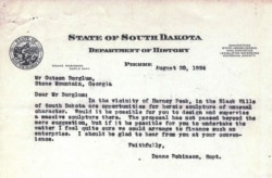 Güney Dakota eyalet tarihçisinin heykeltraş Gutzon Borglum’dan Güney Dakota ‘nın Black Hills bölgesindeki Rushmore Dağı’nda bir heykel yapmasını istediğini mektup. (Facebook)