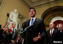 Ketua DPR AS Paul Ryan memberikan sambutan seusai DPR AS meloloskan RUU Reformasi Perpajakan di gedung Capitol, Washington DC, 20 Desember 2017.