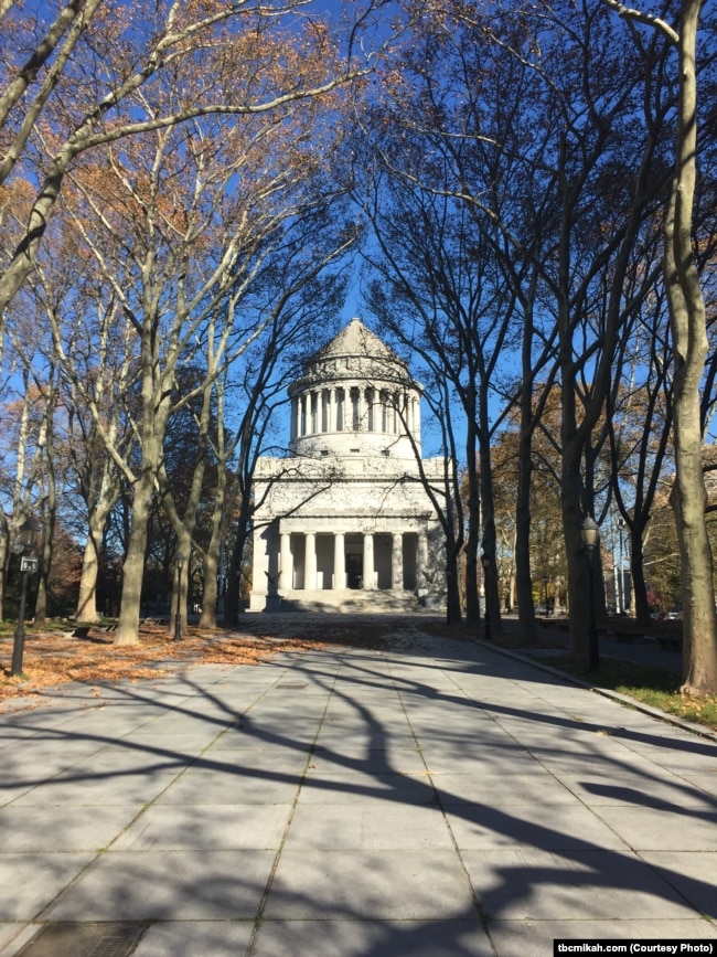 The final resting place of President Ulysses S. Grant and his wife, Julia, is the largest mausoleum in North America.