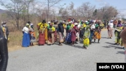 Nhengo dzeZanu PF kuManicaland. Bato iri raita sarudzo dzekutsvaga nhengo dzeCentral Committee mumatunhu akawanda emunyika kunze kwedunhu reMasvingo, iro richaita sarudzo idzi neSvondo.