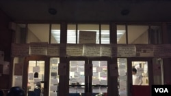 Students have occupied Howard University’s administration building for seven days while negotiating with the school about financial aid, Title IX protections, housing, and other issues (E. Sarai/VOA News)